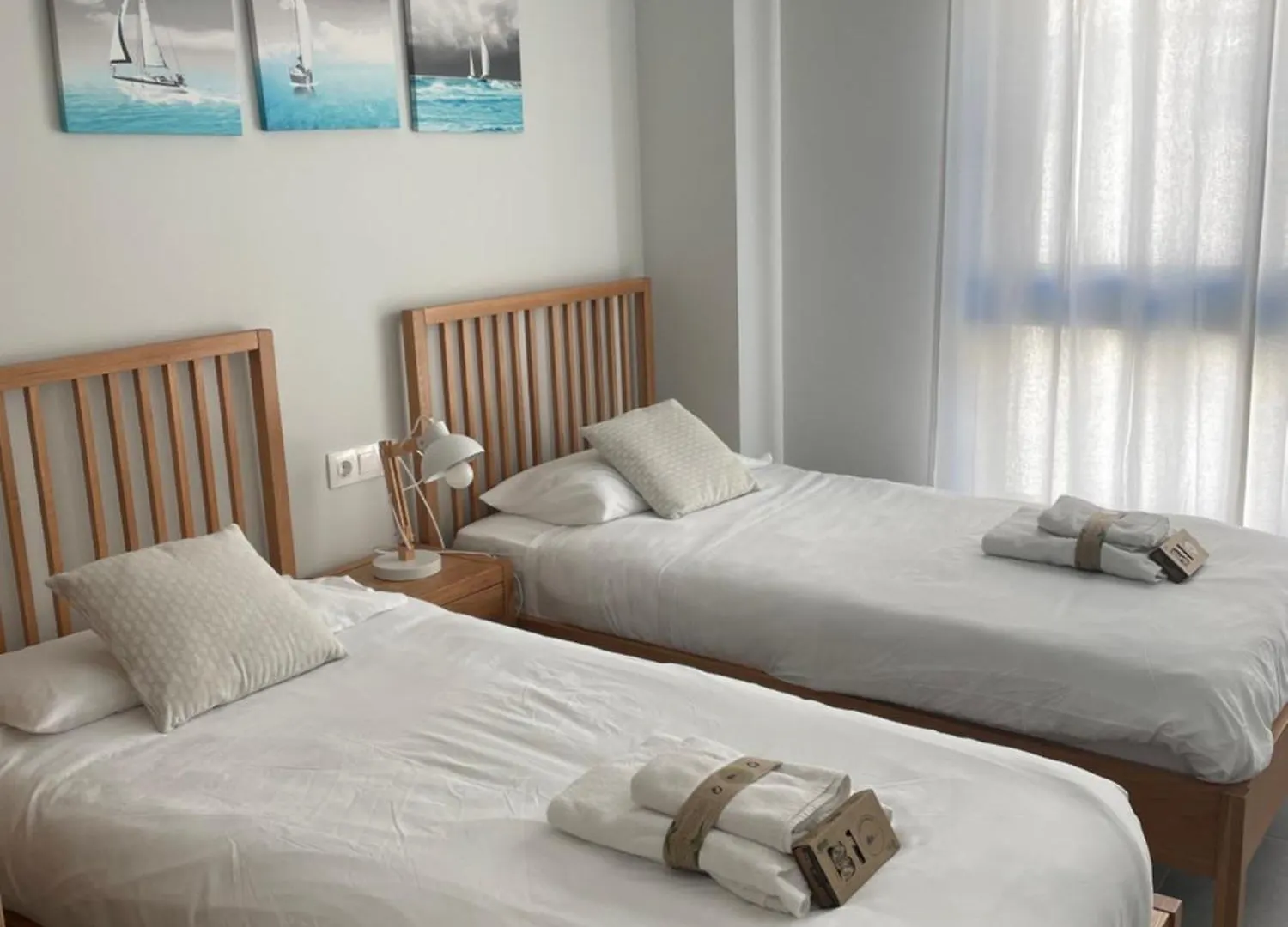 Almuñécar Sunny Penthouse Beach Apartment With Panoramic Views